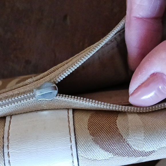 Coach Signature Checkbook Wallet - Picture 10 of 10